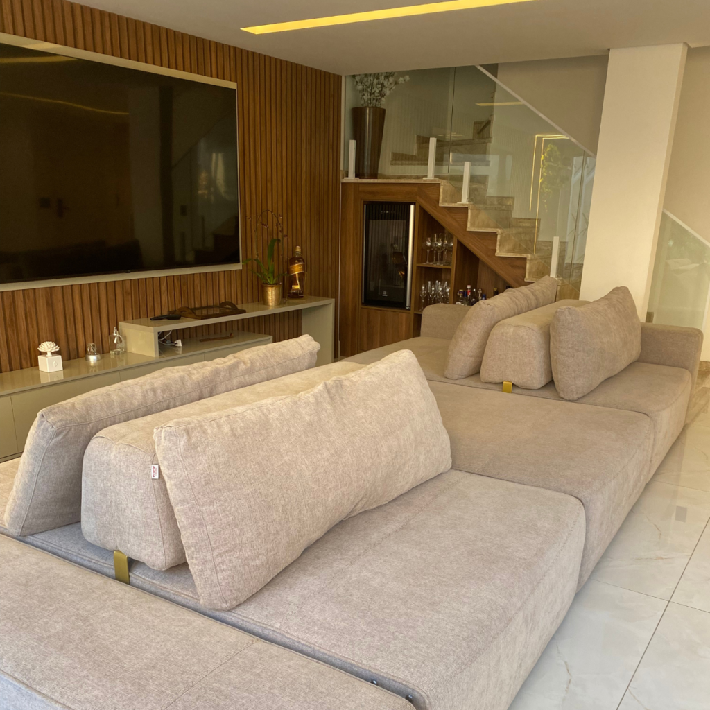 Limpeza-e-Higienizacao-de-Sofa.png